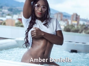 Amber_Daniells