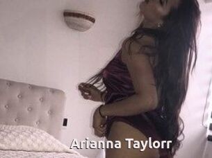 Arianna_Taylorr