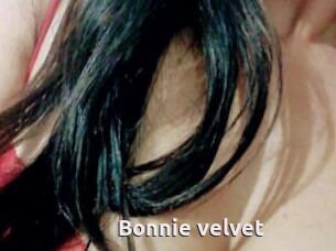 Bonnie_velvet