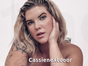 Cassienextdoor