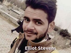 Elliot_Stevens