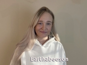 Earthabeeson