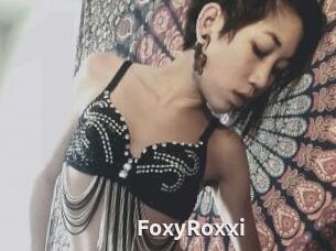 FoxyRoxxi