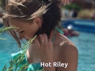 Hot_Riley