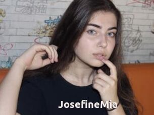 JosefineMia