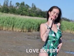 LOVE_EXPERT