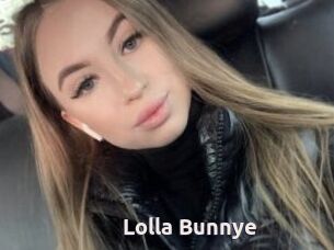 Lolla_Bunnye