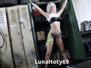 LunaHoty69