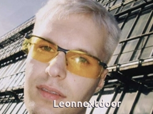 Leonnextdoor