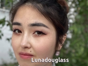 Lunadouglass