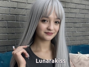 Lunarakiss