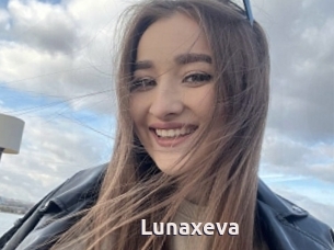 Lunaxeva