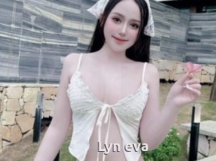 Lyn_eva