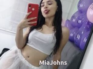 MiaJohns