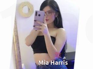 Mia_Harris