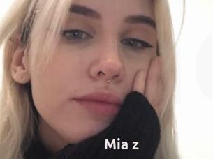 Mia_z