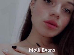 Molli_Evans