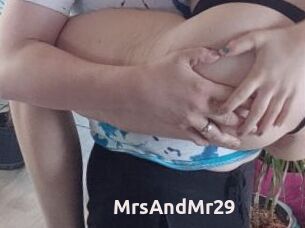 MrsAndMr29