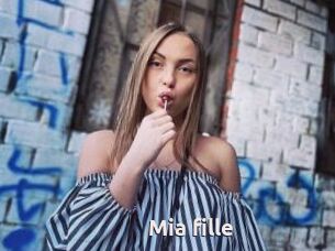 Mia_fille