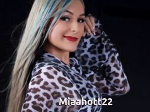 Miaahott22