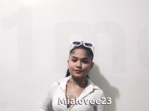 Mialovee23