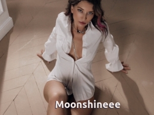 Moonshineee