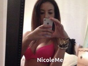 NicoleMe