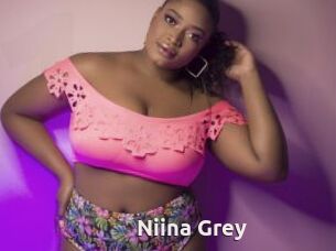 Niina_Grey