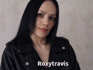 Roxytravis